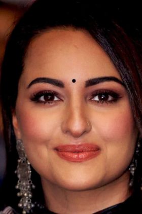 Сонакши Синха