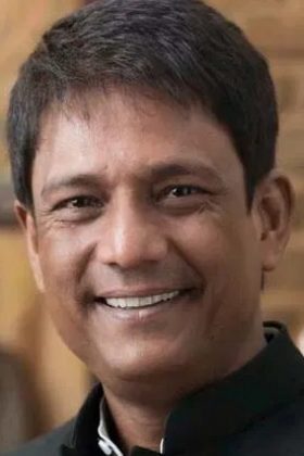 Адиль Хуссэйн