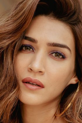 Крити Санон