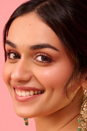 Мануши Чхиллар