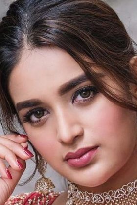 Нидхи Агервал