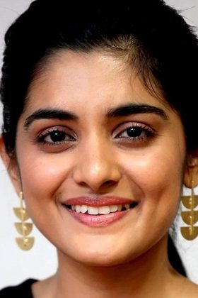 Ниведа Томас