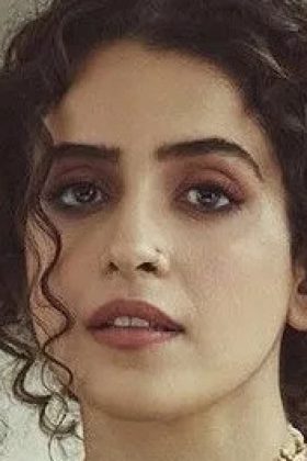 Санья Малхотра