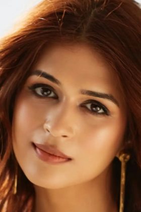 Шраддха Дас