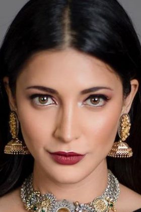 Шрути Хасан