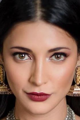 Шрути Хасан